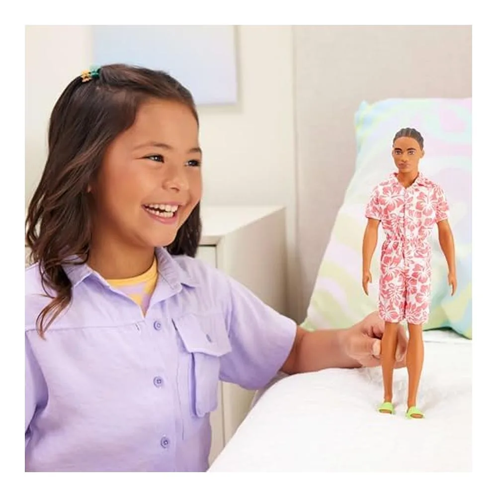 Barbie Fashionistas Ken Muñeco con Pelo Marrón Trenzado HYT99 - Imagen 2