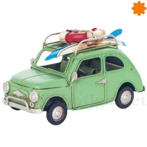 Figura en miniatura de coche antiguo de metal de color verde