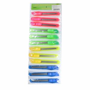 Paquete De 12 Piezas Cutter Hoja De 9mm De 4 Colores Vaga