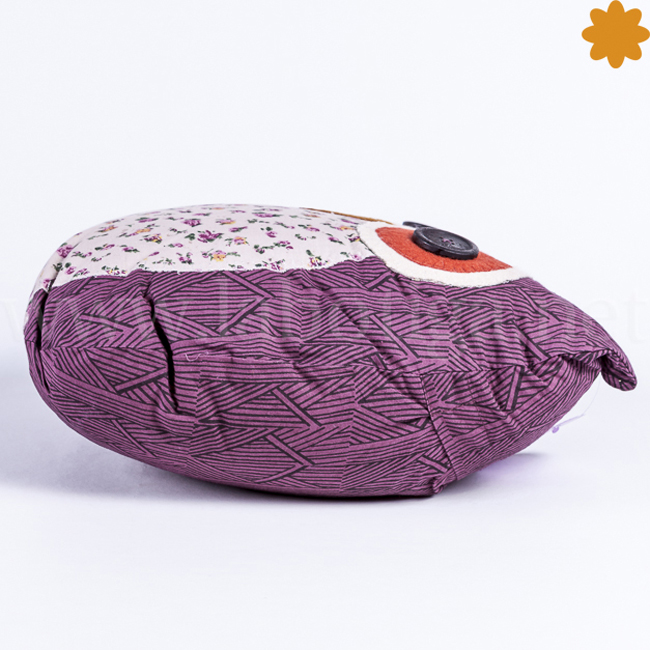 Cojín búho lila estilo patchwork - Imagen 3